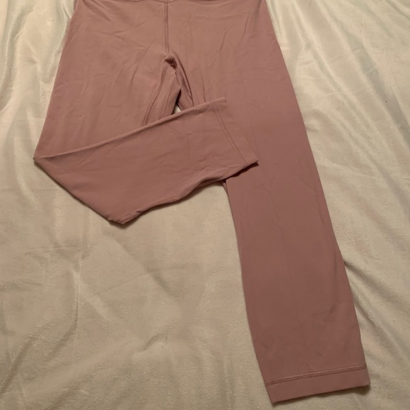 Lululemon Align HR Crop 21” Cross Waist - Picture 6 of 6